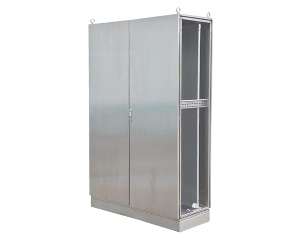 防護(hù)等級(jí)：IP56；<br>證書：CE、ROHS、IP56；<br>材質(zhì)：304不銹鋼，安裝板為鍍鋅板，門板2.0mm，安裝板2.5mm，柜體為1.5mm；<b…